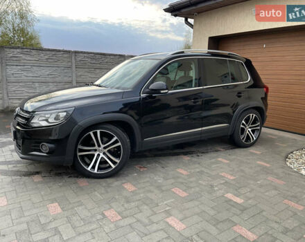Черный Фольксваген Тигуан, объемом двигателя 2 л и пробегом 201 тыс. км за 15550 $, фото 1 на Automoto.ua