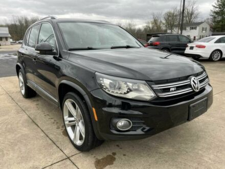 Чорний Фольксваген Тігуан, об'ємом двигуна 2 л та пробігом 88 тис. км за 8200 $, фото 1 на Automoto.ua