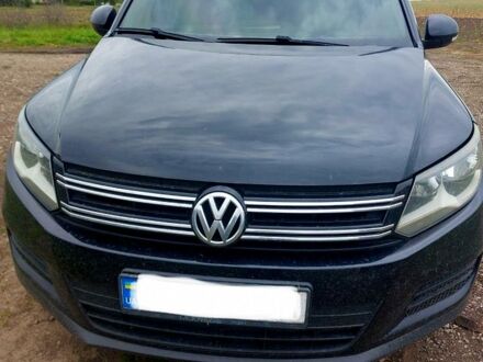 Черный Фольксваген Тигуан, объемом двигателя 2 л и пробегом 340 тыс. км за 14500 $, фото 1 на Automoto.ua