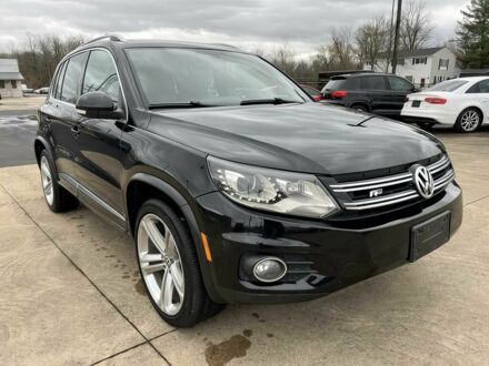 Черный Фольксваген Тигуан, объемом двигателя 2 л и пробегом 80 тыс. км за 9100 $, фото 1 на Automoto.ua