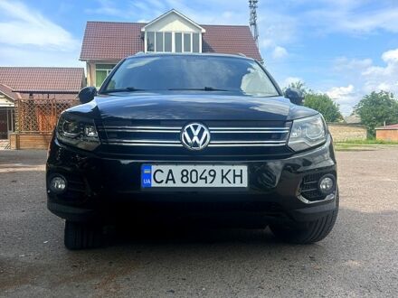 Черный Фольксваген Тигуан, объемом двигателя 2 л и пробегом 145 тыс. км за 14500 $, фото 1 на Automoto.ua