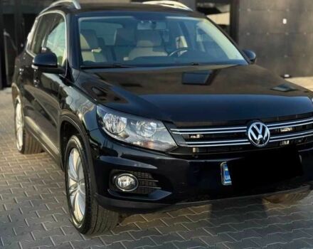 Черный Фольксваген Тигуан, объемом двигателя 2 л и пробегом 151 тыс. км за 9500 $, фото 1 на Automoto.ua