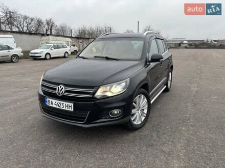 Черный Фольксваген Тигуан, объемом двигателя 2 л и пробегом 126 тыс. км за 14200 $, фото 1 на Automoto.ua