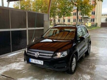 Черный Фольксваген Тигуан, объемом двигателя 2 л и пробегом 183 тыс. км за 13500 $, фото 1 на Automoto.ua