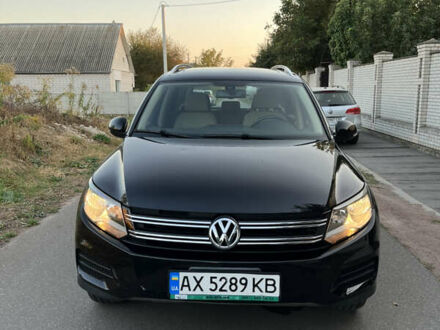 Черный Фольксваген Тигуан, объемом двигателя 1.98 л и пробегом 73 тыс. км за 16000 $, фото 1 на Automoto.ua