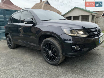 Черный Фольксваген Тигуан, объемом двигателя 2 л и пробегом 148 тыс. км за 13500 $, фото 1 на Automoto.ua