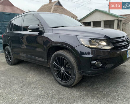 Черный Фольксваген Тигуан, объемом двигателя 2 л и пробегом 148 тыс. км за 13500 $, фото 1 на Automoto.ua