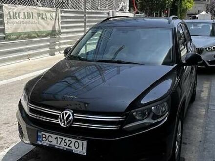 Чорний Фольксваген Тігуан, об'ємом двигуна 1.98 л та пробігом 230 тис. км за 10500 $, фото 1 на Automoto.ua