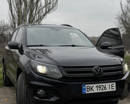 Черный Фольксваген Тигуан, объемом двигателя 2 л и пробегом 148 тыс. км за 13500 $, фото 1 на Automoto.ua