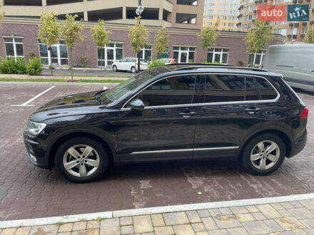 Черный Фольксваген Тигуан, объемом двигателя 1.97 л и пробегом 167 тыс. км за 27000 $, фото 1 на Automoto.ua