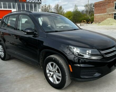 Фольксваген Тігуан 2017 у Львові на Automoto.ua Чорний Фольксваген Тігуан, об'ємом двигуна 2 л та пробігом 209 тис. км за 13900 $, фото 1 на Automoto.ua