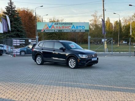 Черный Фольксваген Тигуан, объемом двигателя 2 л и пробегом 95 тыс. км за 15700 $, фото 1 на Automoto.ua