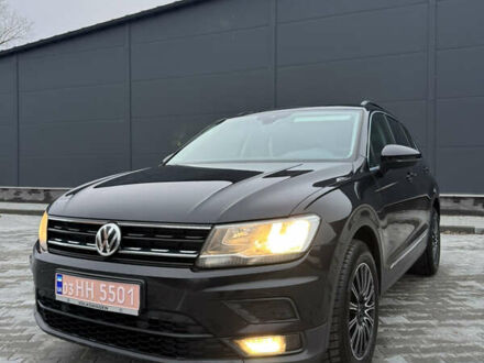 Черный Фольксваген Тигуан, объемом двигателя 2 л и пробегом 190 тыс. км за 23150 $, фото 1 на Automoto.ua