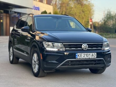 Черный Фольксваген Тигуан, объемом двигателя 2 л и пробегом 123 тыс. км за 18400 $, фото 1 на Automoto.ua