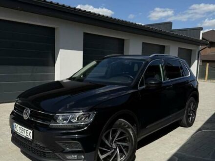 Фольксваген Тигуан 2018 в Луцке на Automoto.ua Черный Фольксваген Тигуан, объемом двигателя 1.98 л и пробегом 214 тыс. км за 22000 $, фото 1 на Automoto.ua