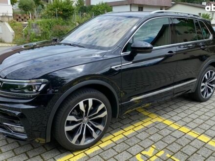 Фольксваген Тигуан 2019 в Ровно на Automoto.ua Черный Фольксваген Тигуан, объемом двигателя 0 л и пробегом 22 тыс. км за 31779 $, фото 1 на Automoto.ua