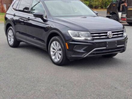 Черный Фольксваген Тигуан, объемом двигателя 2 л и пробегом 41 тыс. км за 8200 $, фото 1 на Automoto.ua