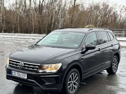 Черный Фольксваген Тигуан, объемом двигателя 1.98 л и пробегом 179 тыс. км за 19150 $, фото 1 на Automoto.ua