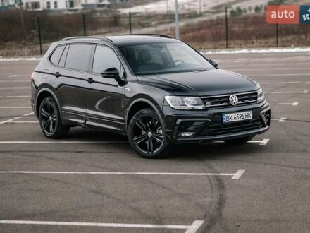 Фольксваген Тигуан 2019 в Ровно на Automoto.ua Черный Фольксваген Тигуан, объемом двигателя 1.98 л и пробегом 99 тыс. км за 21800 $, фото 1 на Automoto.ua
