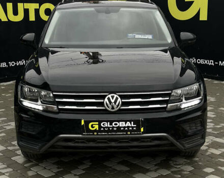 Черный Фольксваген Тигуан, объемом двигателя 1.98 л и пробегом 40 тыс. км за 21500 $, фото 1 на Automoto.ua