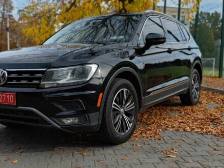 Фольксваген Тигуан 2019 в Верхнеднепровске на Automoto.ua Черный Фольксваген Тигуан, объемом двигателя 2 л и пробегом 314 тыс. км за 14700 $, фото 1 на Automoto.ua