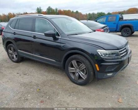 Черный Фольксваген Тигуан, объемом двигателя 2 л и пробегом 42 тыс. км за 14000 $, фото 1 на Automoto.ua