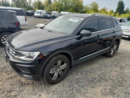 Черный Фольксваген Тигуан, объемом двигателя 2 л и пробегом 80 тыс. км за 4000 $, фото 1 на Automoto.ua