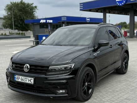 Черный Фольксваген Тигуан, объемом двигателя 1.97 л и пробегом 110 тыс. км за 33500 $, фото 1 на Automoto.ua