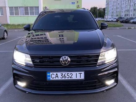 Фольксваген Тигуан 2020 в Харькове на Automoto.ua Черный Фольксваген Тигуан, объемом двигателя 2 л и пробегом 38 тыс. км за 29300 $, фото 1 на Automoto.ua