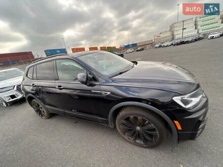 Чорний Фольксваген Тігуан, об'ємом двигуна 1.98 л та пробігом 72 тис. км за 15900 $, фото 1 на Automoto.ua