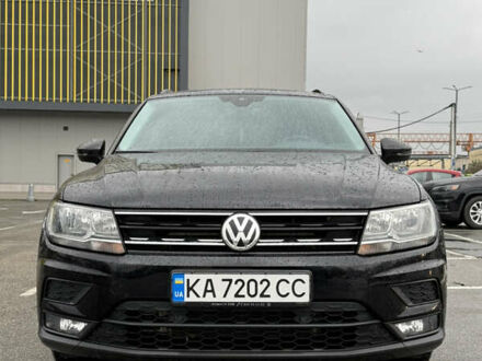 Черный Фольксваген Тигуан, объемом двигателя 1.97 л и пробегом 91 тыс. км за 30000 $, фото 1 на Automoto.ua