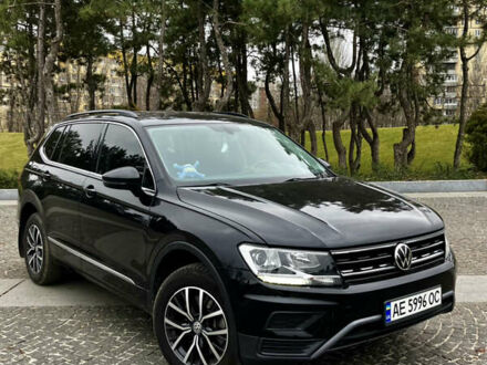 Чорний Фольксваген Тігуан, об'ємом двигуна 1.98 л та пробігом 80 тис. км за 21900 $, фото 1 на Automoto.ua
