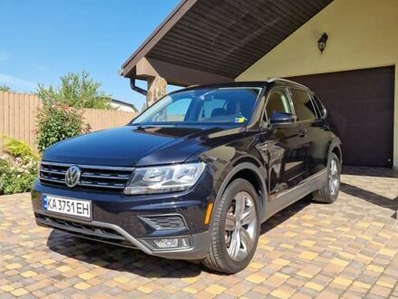 Черный Фольксваген Тигуан, объемом двигателя 1.98 л и пробегом 44 тыс. км за 24900 $, фото 1 на Automoto.ua