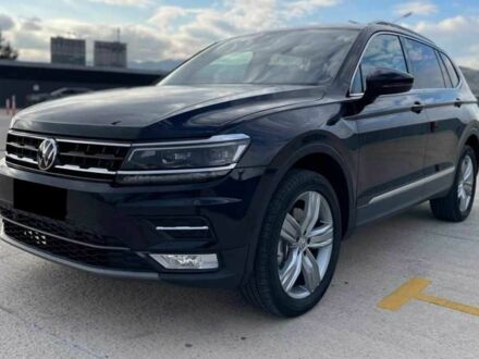 Фольксваген Тигуан 2020 в Киеве на Automoto.ua Черный Фольксваген Тигуан, объемом двигателя 2 л и пробегом 63 тыс. км за 13500 $, фото 1 на Automoto.ua
