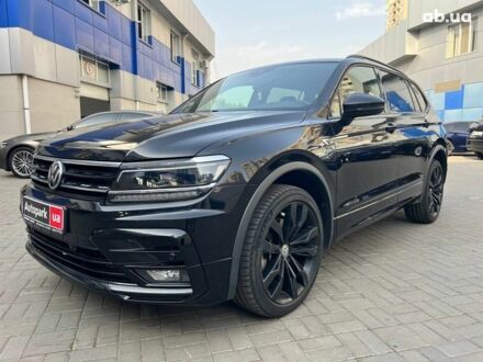 Фольксваген Тігуан 2020 у Одесі на Automoto.ua Чорний Фольксваген Тігуан, об'ємом двигуна 2 л та пробігом 63 тис. км за 25990 $, фото 1 на Automoto.ua