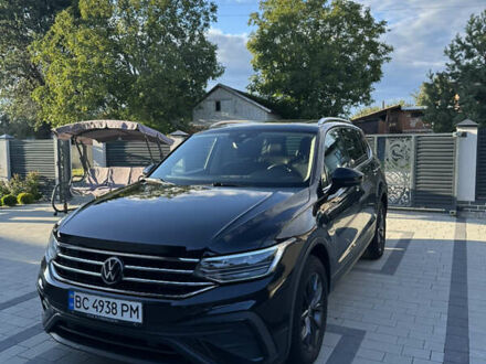 Черный Фольксваген Тигуан, объемом двигателя 1.98 л и пробегом 85 тыс. км за 25000 $, фото 1 на Automoto.ua