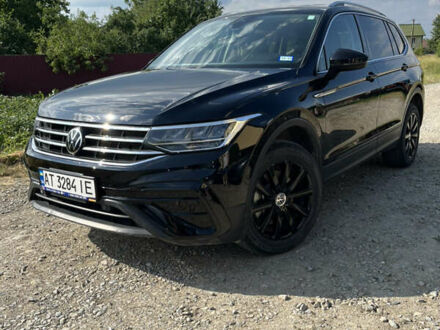 Черный Фольксваген Тигуан, объемом двигателя 1.98 л и пробегом 35 тыс. км за 22500 $, фото 1 на Automoto.ua