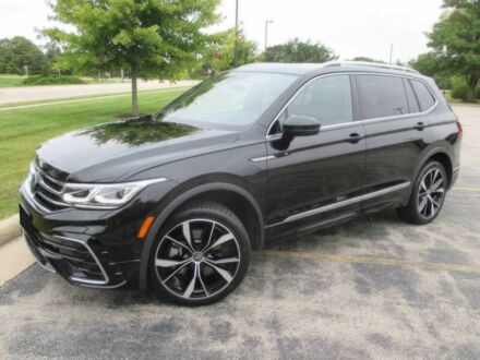 Черный Фольксваген Тигуан, объемом двигателя 2 л и пробегом 13 тыс. км за 8900 $, фото 1 на Automoto.ua