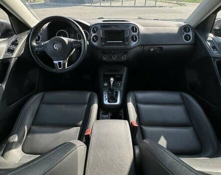 Фіолетовий Фольксваген Тігуан, об'ємом двигуна 1.98 л та пробігом 142 тис. км за 14300 $, фото 9 на Automoto.ua