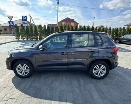 Фіолетовий Фольксваген Тігуан, об'ємом двигуна 1.98 л та пробігом 142 тис. км за 14300 $, фото 2 на Automoto.ua