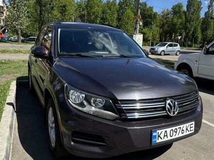 Фольксваген Тигуан 2015 в Киеве на Automoto.ua Фиолетовый Фольксваген Тигуан, объемом двигателя 1.98 л и пробегом 128 тыс. км за 14500 $, фото 1 на Automoto.ua