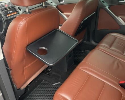 Коричневий Фольксваген Тігуан, об'ємом двигуна 2 л та пробігом 107 тис. км за 10300 $, фото 10 на Automoto.ua