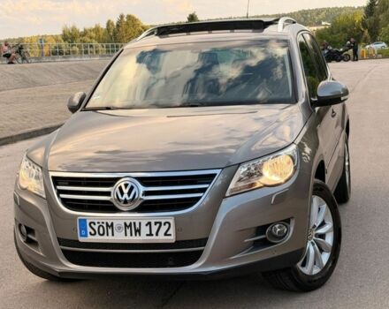 Коричневий Фольксваген Тігуан, об'ємом двигуна 0 л та пробігом 180 тис. км за 4400 $, фото 6 на Automoto.ua