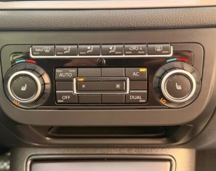 Коричневий Фольксваген Тігуан, об'ємом двигуна 0 л та пробігом 180 тис. км за 4400 $, фото 11 на Automoto.ua