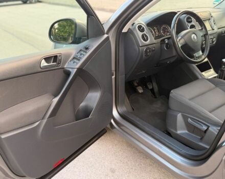 Коричневий Фольксваген Тігуан, об'ємом двигуна 0 л та пробігом 180 тис. км за 4400 $, фото 8 на Automoto.ua