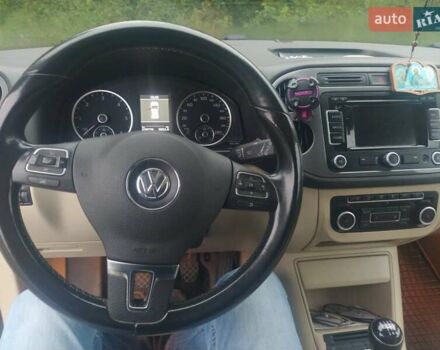 Коричневый Фольксваген Тигуан, объемом двигателя 2 л и пробегом 220 тыс. км за 15300 $, фото 3 на Automoto.ua