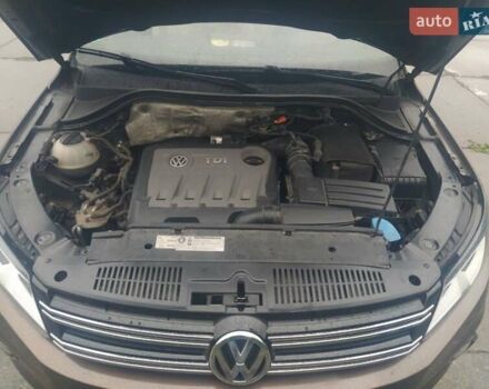 Коричневый Фольксваген Тигуан, объемом двигателя 2 л и пробегом 220 тыс. км за 15300 $, фото 2 на Automoto.ua