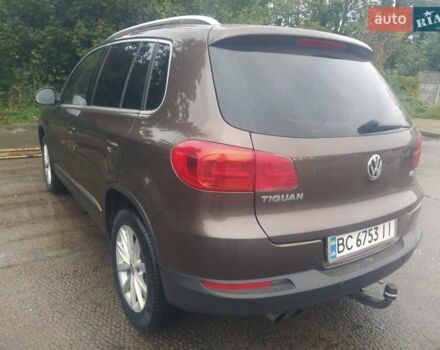 Коричневый Фольксваген Тигуан, объемом двигателя 2 л и пробегом 220 тыс. км за 15300 $, фото 1 на Automoto.ua