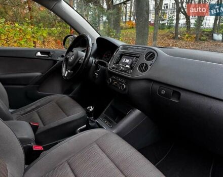 Коричневый Фольксваген Тигуан, объемом двигателя 2 л и пробегом 351 тыс. км за 13490 $, фото 31 на Automoto.ua