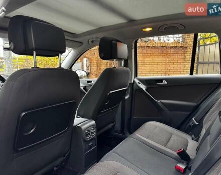 Коричневый Фольксваген Тигуан, объемом двигателя 2 л и пробегом 351 тыс. км за 13490 $, фото 25 на Automoto.ua